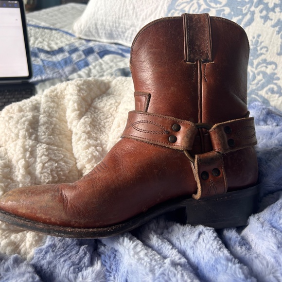 Frye harness booties size 8 - Picture 5 of 6